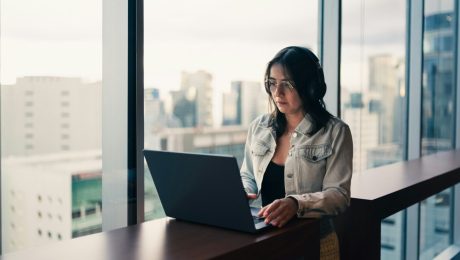 Λάπτοπ για επαγγελματική χρήση – refurbished laptop με αντοχή και επιδόσεις